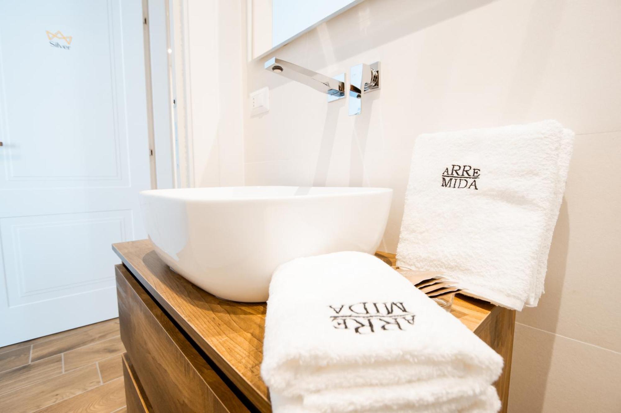 Arre Mida Hotell Bari Eksteriør bilde